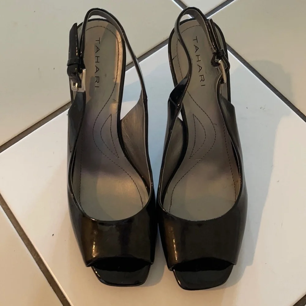 High Heels Sandals Size 8 Medium